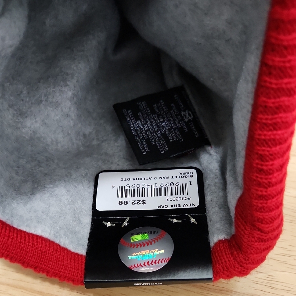 New Era Atlanta Braves Beanie - Red, White, Navy Blue - Picture 5 of 5